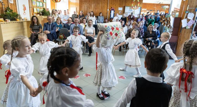 Ez a zalai város hatalmas építkezésbe kezd – kerékpárutat, üzemcsarnokot létesítenek és óvodákat újítanak meg