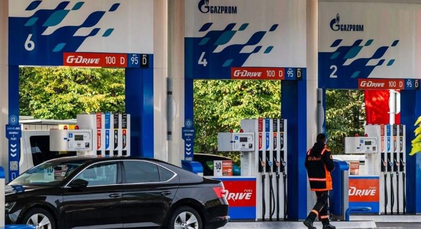 A rettegő Szerbia hajlandó túlfizetni a Gazpromot, ez lett az oroszokat büntető szankcióból – a Mol figyel