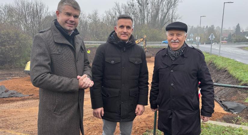 Elkezdődött a sárvári hegyközségi körforgalom építése!