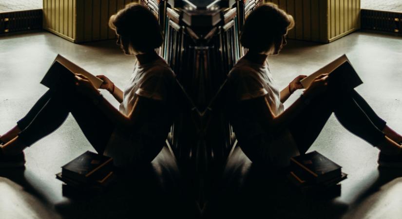 Napi horoszkóp, 2025. november 17.: az Ikrek azonnali eredményt ér el, a Nyilas a saját útját járja