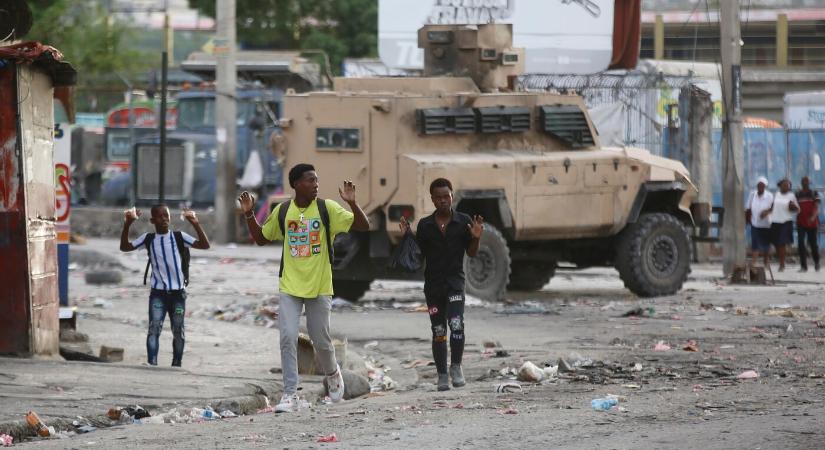 Továbbra is káosz uralkodik Haitin