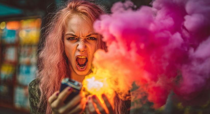 Ha ilyen power bankod van, akkor nagy bajba kerültél! Kigyulladhat magától!