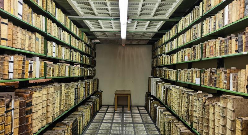 Az ELTE muzeális könyvtári gyűjteménye új ideiglenes otthont kapott