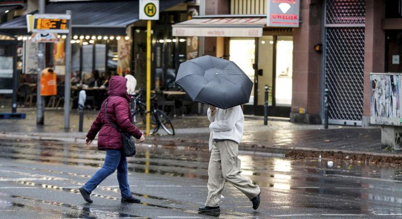 Ebben a 2 vármegyében jön a legnagyobb eső hétfőn, lezúdul, itt a térkép - részletes időjárás-előrejelzés