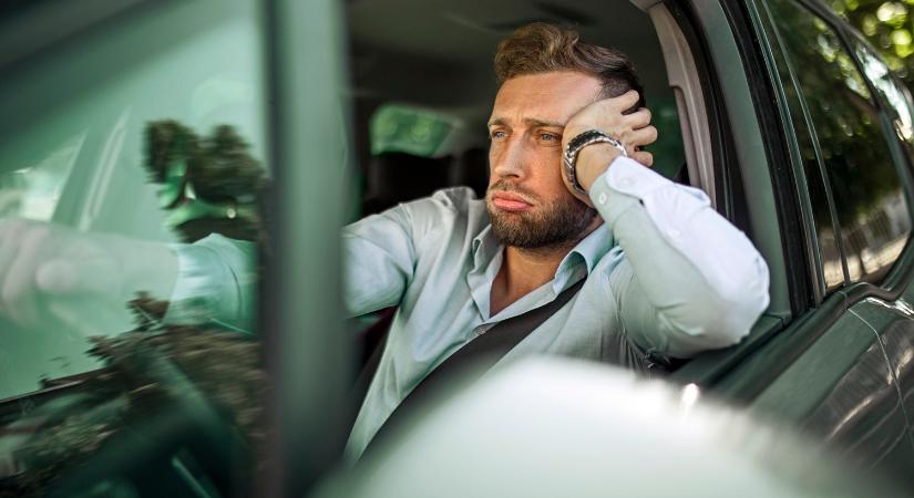 Így járhatsz, ha az alváson spórolsz