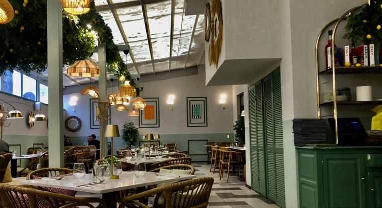 Olaszos hely a Dob utcában, ahol a kolbász sós, a kakukkfű meg túlszalad