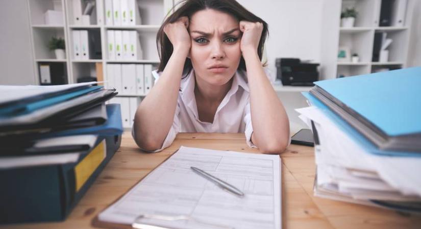 Az alacsony IQ-jú embereket ez leplezi le a munkahelyen: 6 árulkodó jel a viselkedésben