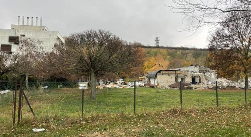 Ennyi volt: elbontják a Balaton legendás szállodáját - már azt is tudni, mi épül a helyére