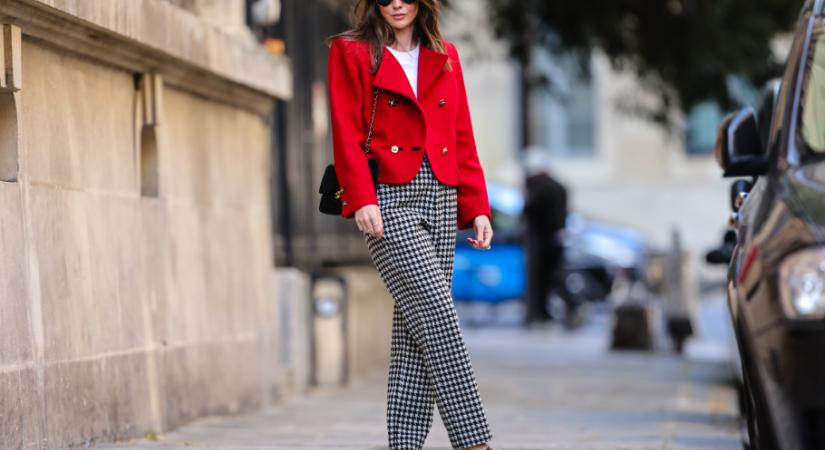 Ez a nadrág váltja fel a farmert idén télen – öltöztet és kényelmes