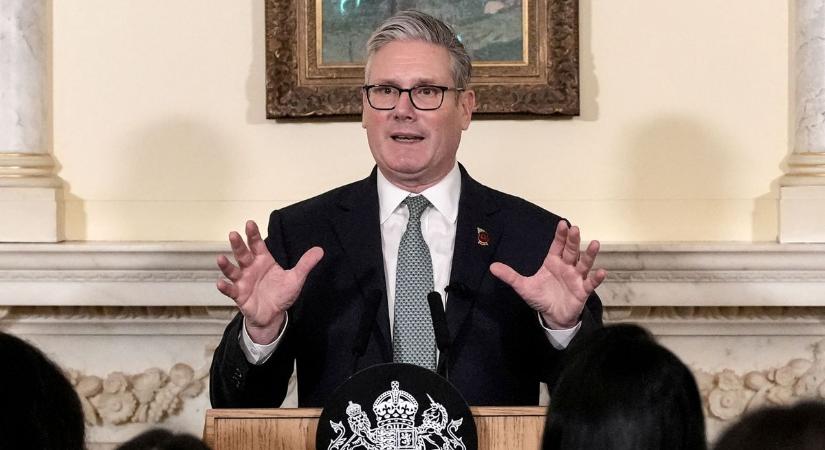 Angol humor: szexhangokkal akarták megzavarni a brit miniszterelnököt az alsóházban