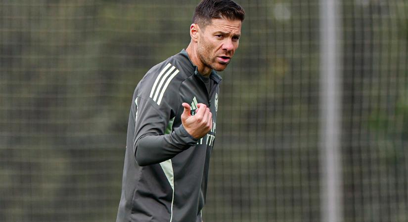 Carlo Ancelotti nagyon megdicsérte a játékost, aki Xabi Alonsot fúrja a Real Madrid öltözőjében