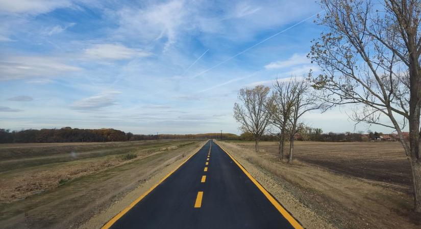 Új lendületet kaphat a kerékpáros turizmus, még idén átadják a vármegyén átívelő fejlesztést