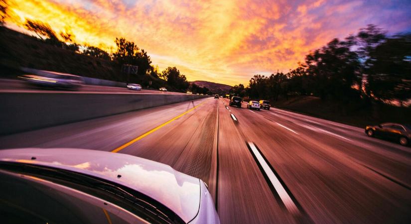 Baleset történt a 8-as főúton