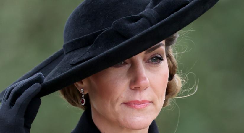 Katalin hercegné szavak helyett a fülbevalójával üzent: titkos jelentése van