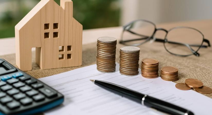 Adósságrendező hitel: kinek éri meg, és melyik bank adja a legjobb feltételekkel?