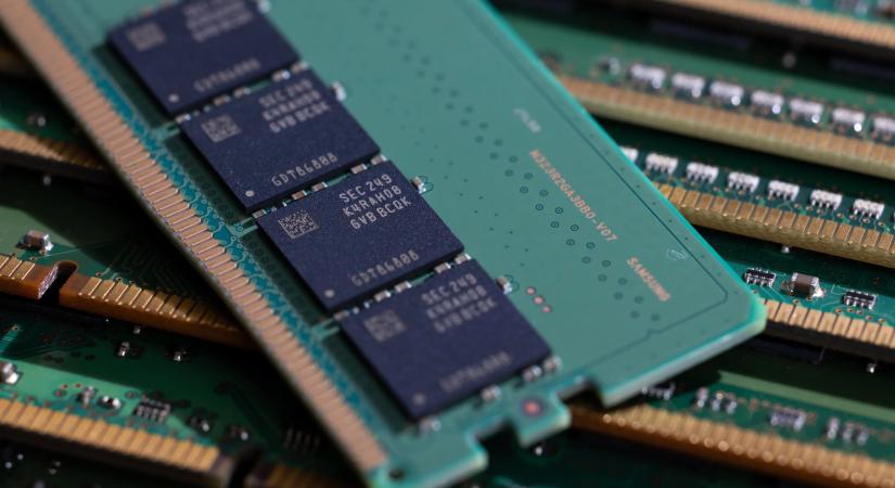 Durván meglódultak a memóriaárak