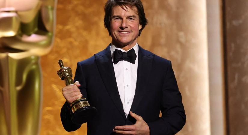 Tom Cruise emelkedett beszédet mondott, miközben átvette az Oscar-díját