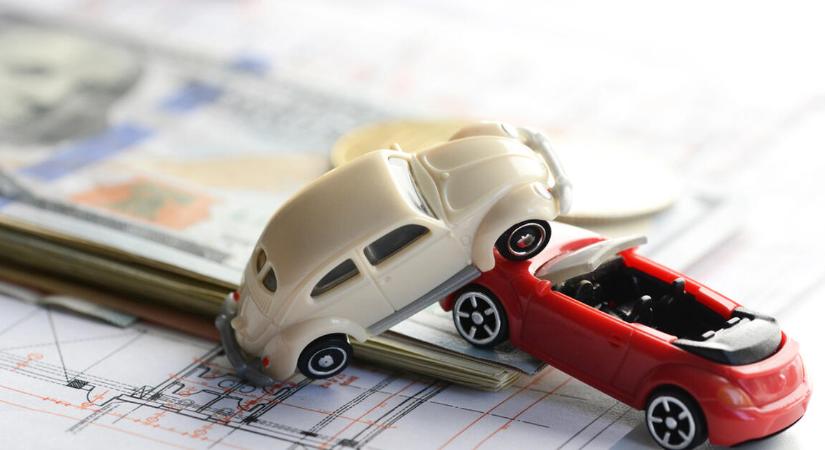 Félidőben az év végi kgfb kampány, nyerésben az átszerződők