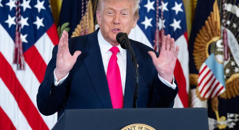 Donald Trump már az Epstein-akták nyilvánosságra hozatalának a támogatására szólítja fel a republikánusokat