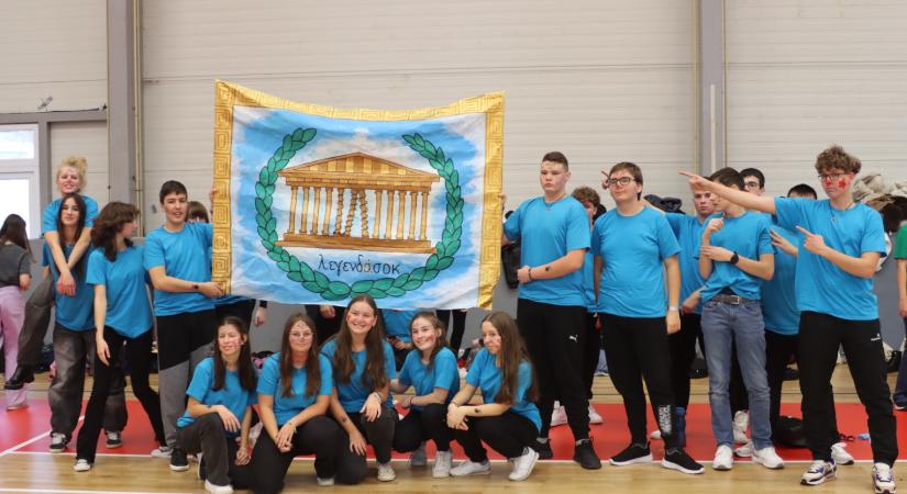 Győztek a görögök – diáknap a Selye János Gimnáziumban
