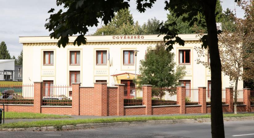 Elképesztő eset Zalában! Felpörgette a díler a bizniszt, a marihuána, ecstasy és kokain mellett extrát is nyújtott