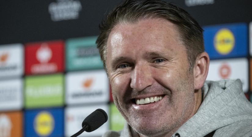 Robbie Keane vezényelte az írek ünneplését egy kocsmában