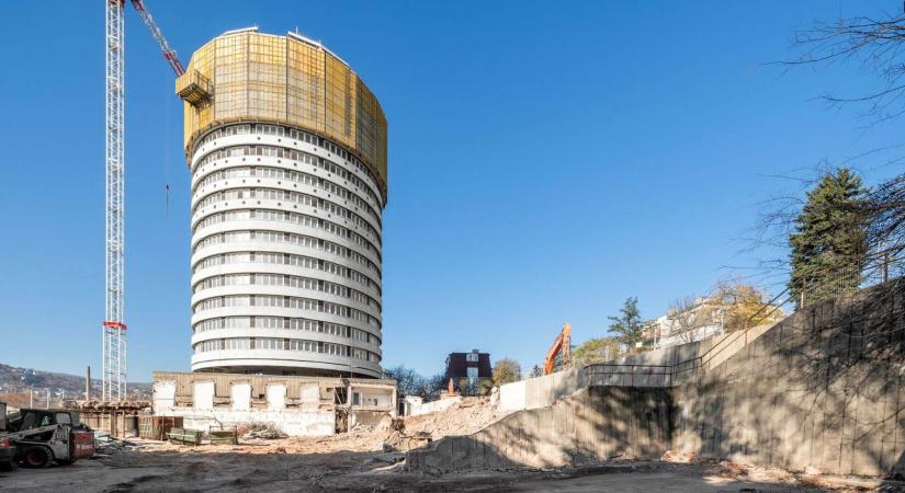 Itt tart a Körszálló bontása