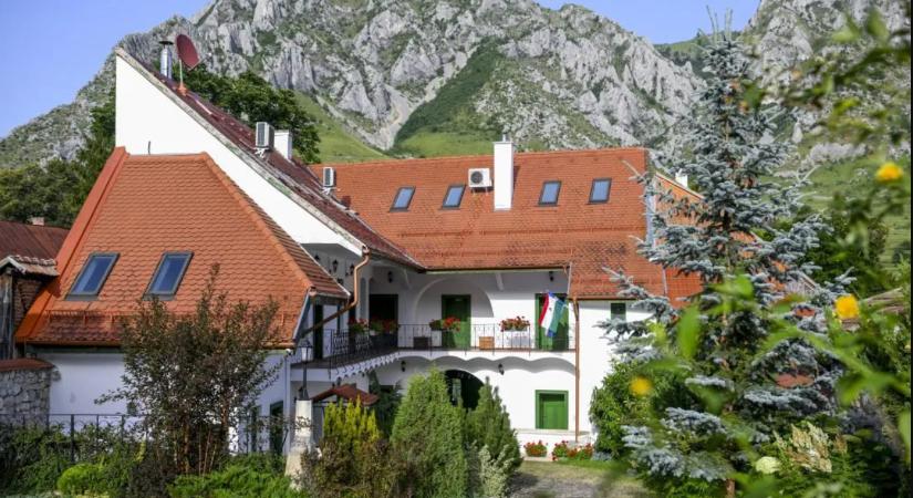 A Jövőnk a szórványban egyesület bemutatkozásával ünnepelték meg a magyar szórvány napját a torockói Duna-házban