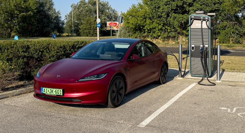 Magyarországon is árat emelt a Tesla
