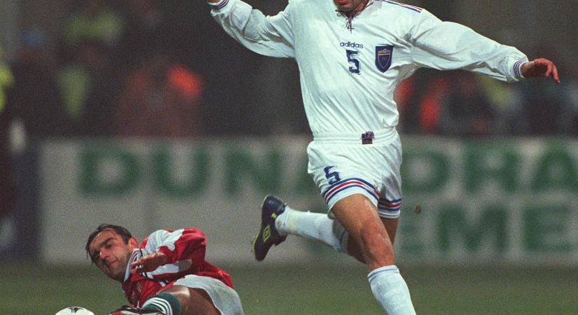 28 éve ezzel a rendkívüli mondattal jelentette be az újság, hogy pótselejtezőre megy a válogatott, előkerült a dokumentum, amelytől könnybe lábad a szemünk