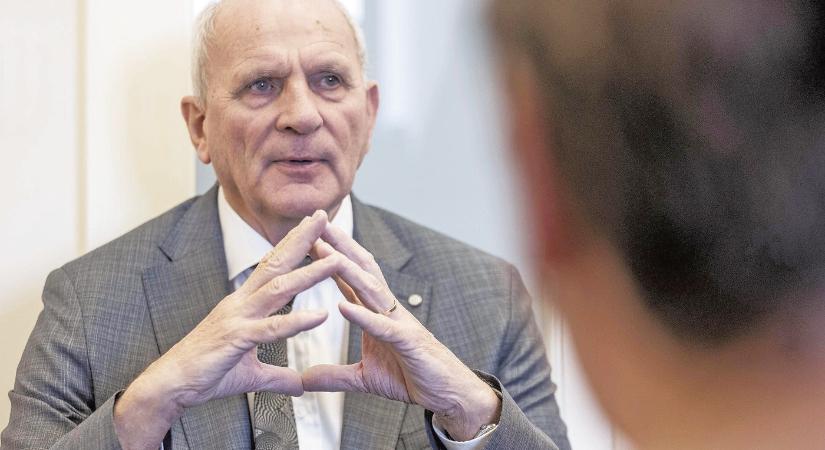 „Emlékezet nélküli nemzet?” – František Mikloško az alkotmánymódosításról és az egyház szerepéről