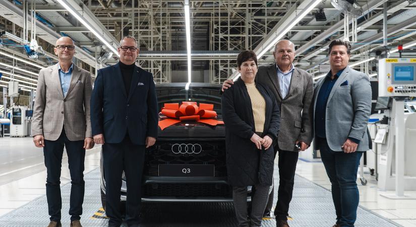Győri gyártás, magyar tulajdonos – átadták az első hazai vásárlónak az új Audi Q3-at