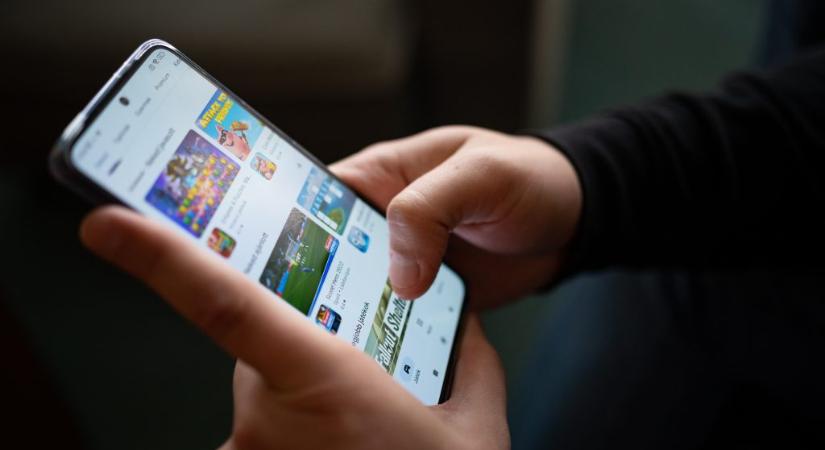 Hasznos frissítés jön az androidos mobilokra
