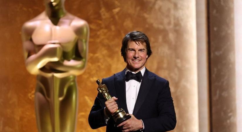 Tom Cruise könnyekig hatódva vette át tiszteletbeli Oscarját (videó)