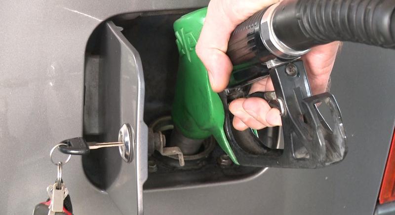 Fél évvel elhalasztják az üzemanyagok jövedéki adójának emelését