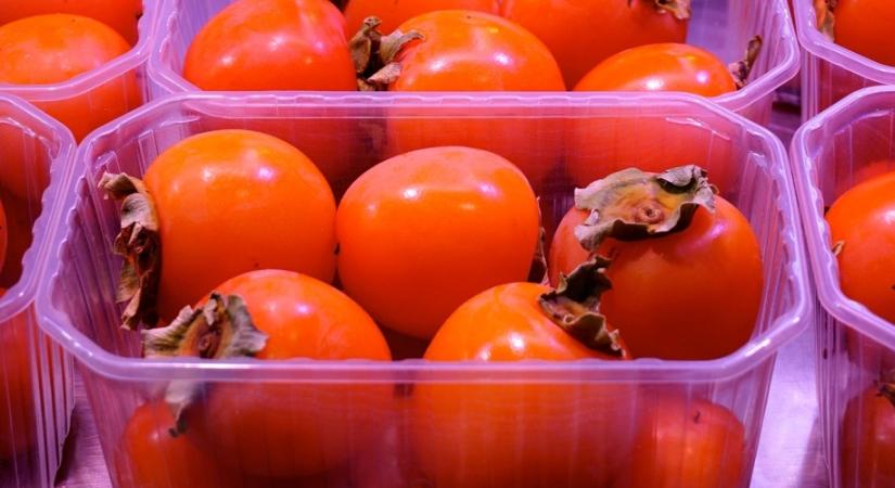 Hogyan tároljuk a datolyaszilvát, hogy minél tovább friss maradjon?