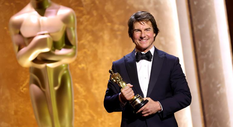 Megtört az átok, Tom Cruise átvette élete első Oscar-díját