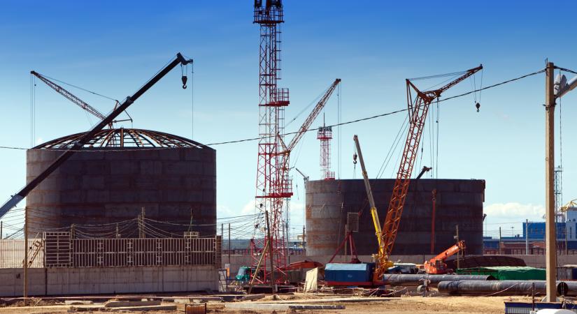 Addig pakolják a kormányok a Jenga-tornyot, amíg maga alá nem temeti a gazdaságot