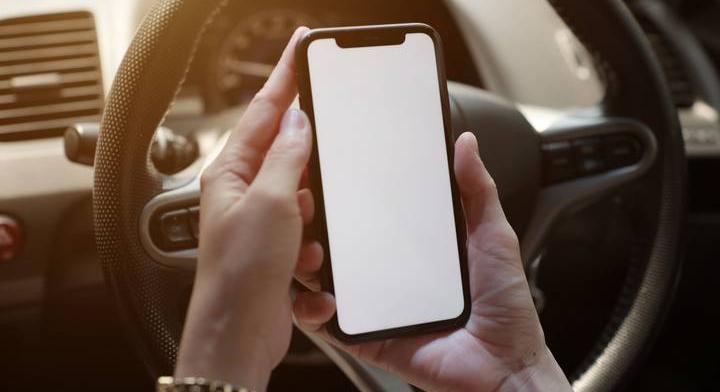 Hatalmas segítséget kaptak az autósok: rendőr osztotta meg a sebességmérések helyét Ausztriában