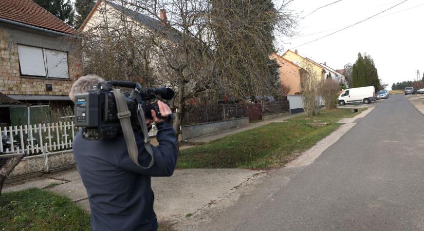 Kaposvári gyilkosság: leszúrta, lefotózta a meggyilkolt fiatal lányt, a külföldről hazatért katona