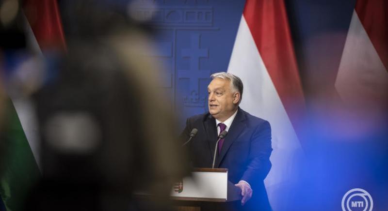 Tizenegy pontos vállalkozási adócsökkentési megállapodást jelentett be Orbán Viktor