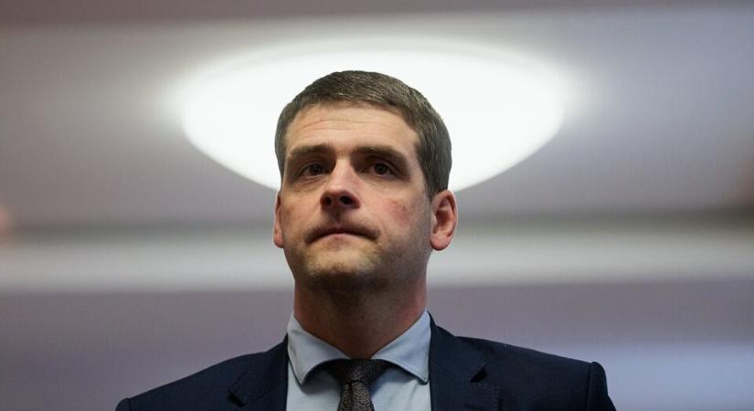 Rémes litván barátkozás