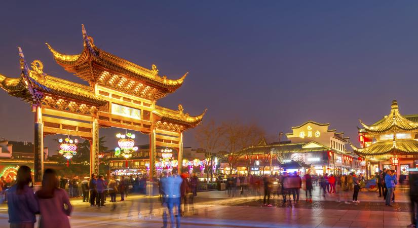 Kína újabb év vízummentességet adott a magyaroknak