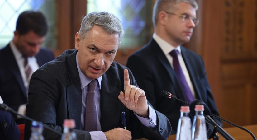 Lázár János: Ha a Mészáros-cég nem fogadja el a feltételeket, akkor nem fog vasutat építeni Magyarországon