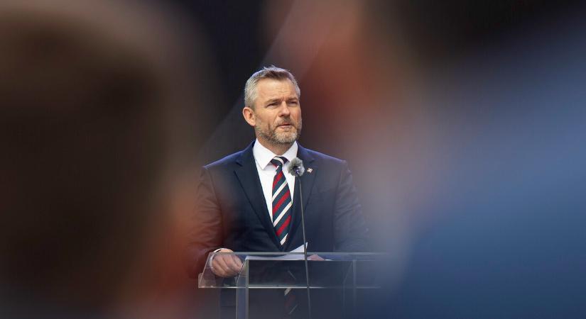 A diákok iránti és az idősek tiszteletre szólított fel Pellegrini az ünnepi beszédében