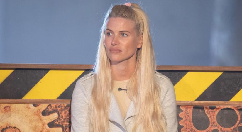 Vasvári Vivien „a hazai televíziózás egyik legtaszítóbb pillanatának” nevezte a Csillag Születik egyik jelenetét