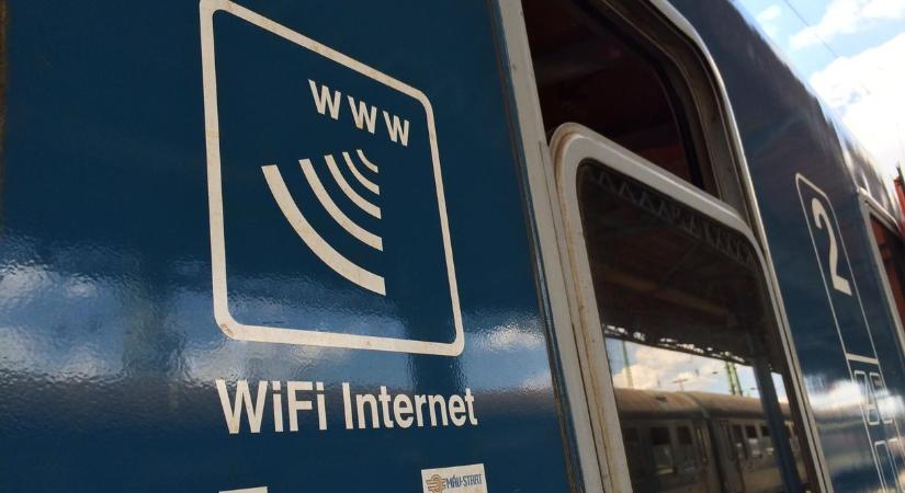 F1-es technológia pörgetheti fel a vonatos wifit