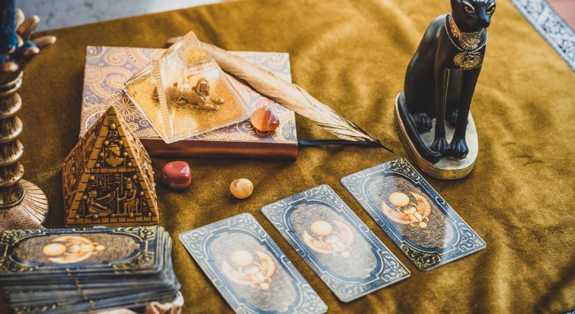 Heti Tarot jóslás november 17-23.: a Botok 6-os a megérdemelt sikert jelzi