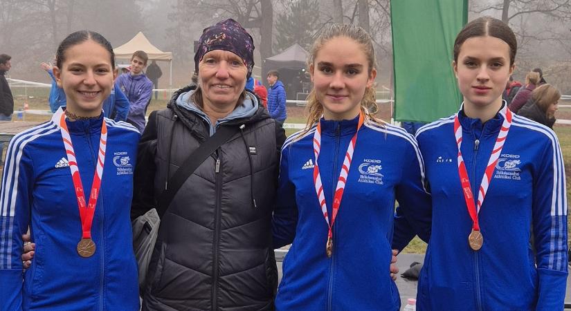 Sikeres zárás Gödöllőn: érmek és kiemelkedő futások az év utolsó magyar bajnokságán