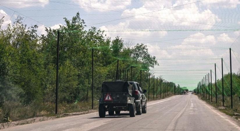 Brüsszeli őrület: az orosz úthengert nem tudják megállítani, de erre a hadseregre bíznák az európai határvédelmet